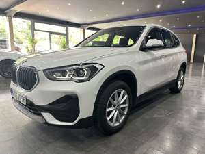 BMW X1 sDrive 18 i *NAVI* LED* Sportsitze* KAMERA*