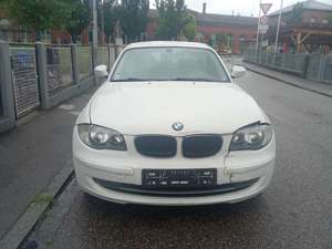 BMW 118 118i 5p Attiva