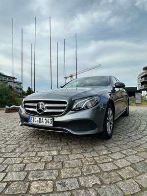 Mercedes-Benz E 220 d 9G-TRONIC