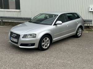 Audi A3 Sportback 1.6 TDI Attraction*Standheizung*