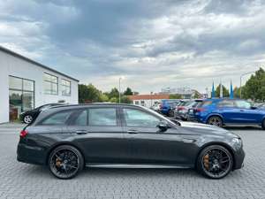 Mercedes-Benz E 63 AMG E63S*AMG*4Matic*Individual*3xTV*360°ACC*HUD*LED*