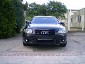 Audi A6 quattro 3.2 FSI