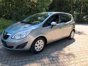 Opel Meriva B Design Edition*TOP*NEU TÜV*GEWAHR Bild 3
