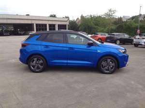 Opel Grandland 1.6 Turbo Hybrid4 AT Ultimate Bild 4
