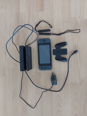 Nintendo Switch mit Zubehör 