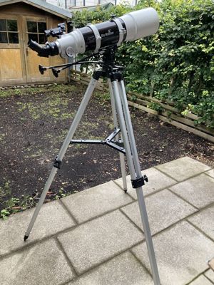 Skywatcher Teleskop AC 120 600 StarTravel mit Montierung AZ-3