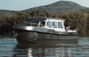 Kreuzfahrt-Motoryacht Jantar-98