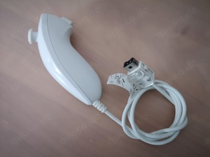 Original Nintendo Wii Nunchuck Controller in weiss