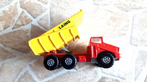Modellbau Modellauto Matchbox Muldenkipper Kipplaster NEU                                Bild 6