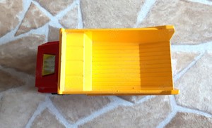 Modellbau Modellauto Matchbox Muldenkipper Kipplaster NEU                                Bild 4