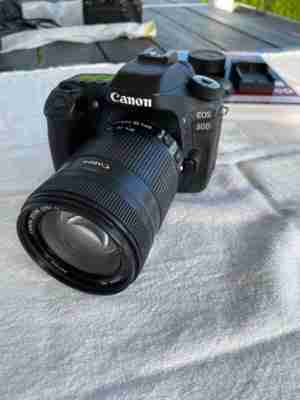 Canon EOS 80D 24.2MP Digitalkamera   Kit mit EF S 18 135mm IS STM Objektiv