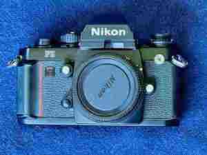 NIKON F3 Gehäuse   SNr  2000983