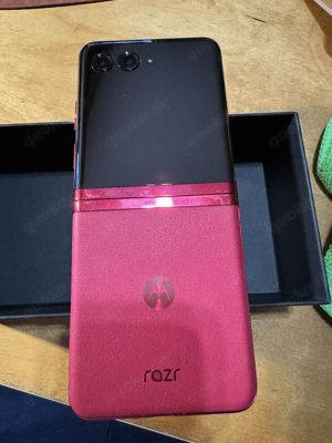 Motorola razr 40 ultra - 256GB - Viva Magenta (Ohne Simlock) (Dual SIM) Bild 4