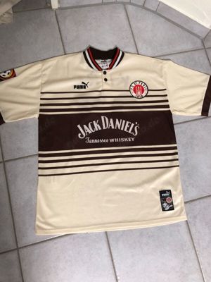 Fussball-Bundesliga-Trikot FC St. Pauli