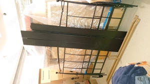 Massives Gitterbett  1,80x2,00 mit Lattenrost  siehe Bilder
