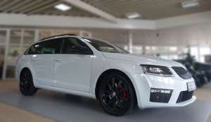 Skoda Octavia Combi TDI DSG RS 4x4 Challenge Plus VRS