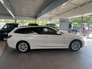 BMW 318 d Touring Advantage DAB+ACC+LEDER+PARK uvm.