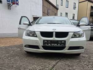 BMW 320 320i