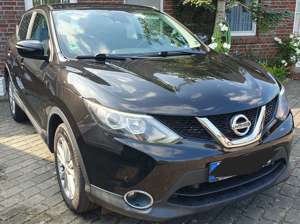 Nissan Qashqai Qashqai 1.2 DIG-T ACENTA J11 8-fach bereift