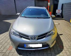 Toyota Auris Auris Hybrid Taxi-Mietwagen Paket Automatik