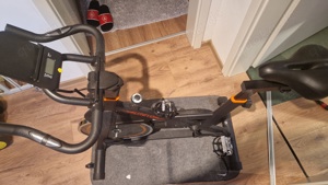 Heimtrainer Fahrrad Krevo