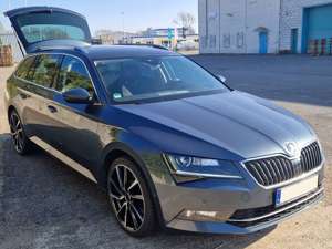 Skoda Superb Superb III Combi Diesel Combi 2.0 TDI DSG SportLin