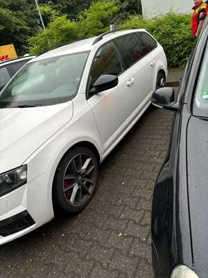 Skoda Octavia Combi 2.0 TDI (Green tec) DSG RS