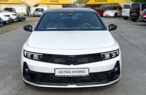 Opel Astra Plug-In-Hybrid GSe Bild 3