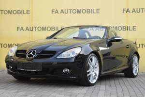 Mercedes-Benz SLK 200 /NAVI/PDC/SHZ/XENON/LEDER/AIRSCARF/