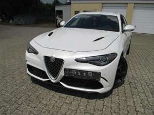 Alfa Romeo Giulia 2.9 V6 Bi-Turbo AT8 Quadrifoglio