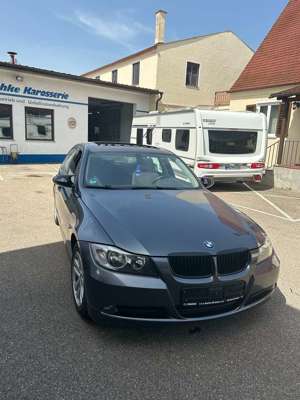 BMW 320 320i