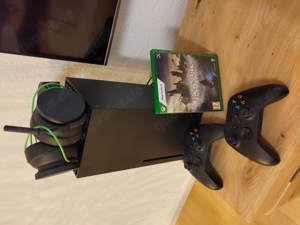 Xbox Series X mit 2 Controller, Headset und Hogwarts Legacy