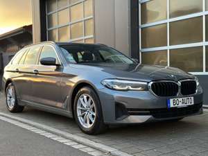 BMW 530 d xDrive StdHzg. Virtual Driving LED Navi Kamera