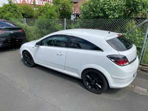 Opel Astra H GTC Sport Edition