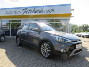 Hyundai i20 Active YES! Plus m. NAVI+RFK+AAC+SHZ+PDC+GJR