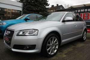 Audi A3 Sportback 2.0 TFSI *XENON*BOSE*PDC*SPORTSITZ Bild 2