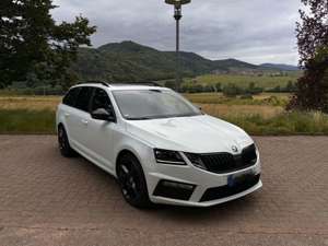 Skoda Octavia Octavia Combi 2.0 TSI DSG RS