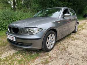 BMW 118 118d/2HD/KlimaA/SHZ/8xbereift/Service Neu.