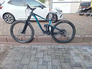 Giant Reign SX 2022 Fully Bike