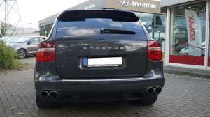 Porsche Cayenne Turbo S Bild 5