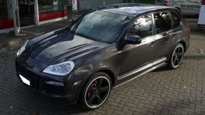 Porsche Cayenne Turbo S Bild 2