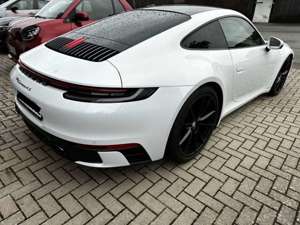 Porsche 911 Carrera 4S Vollausstattung Service NEU Bild 4