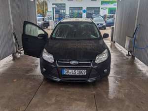 Ford Focus Turnier 1.0 EcoBoost mit Motorgarantie