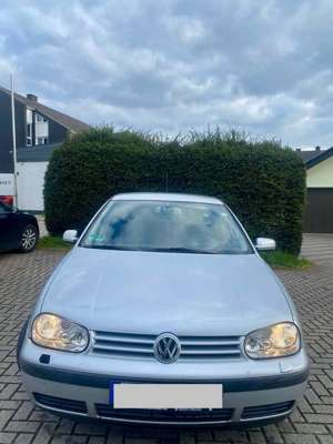 Volkswagen Golf 1.6 Automatik