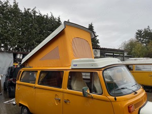 VW - Bus T2 mit Campingeinrichtung Baujahr 04.1976 Bild 2
