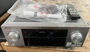 Receiver. Pioneer VSX-527 silber