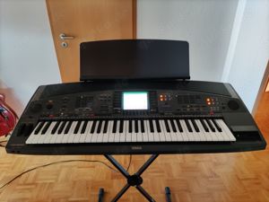 Keyboard Yamaha PSR-8000 mit Festplatte und vielen Midi-Files