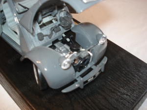 Citroen 2 CV Metall Modell 1:18 neuwertig OVP Bild 9