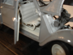 Citroen 2 CV Metall Modell 1:18 neuwertig OVP Bild 10