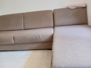 Eckschlafsofa. Mit einer extra Kissen(siehe auf dem Bild)